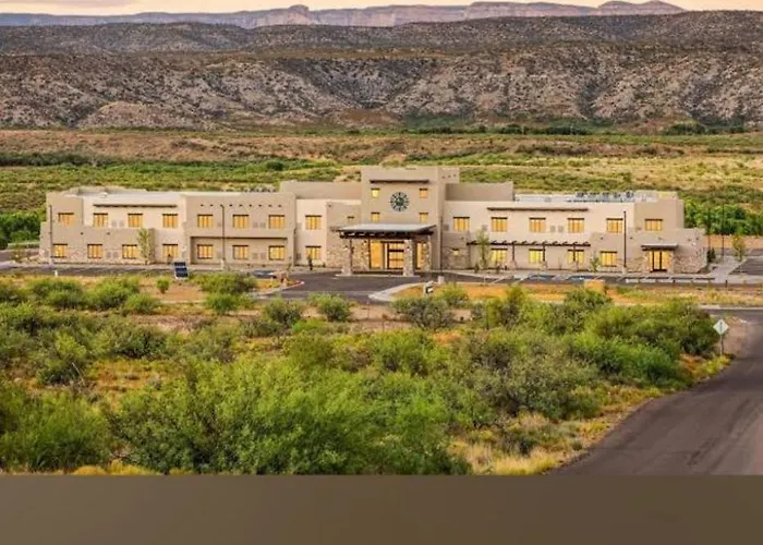 Taawaki Hotel 4*