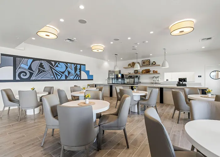 Hotel Taawaki 4*