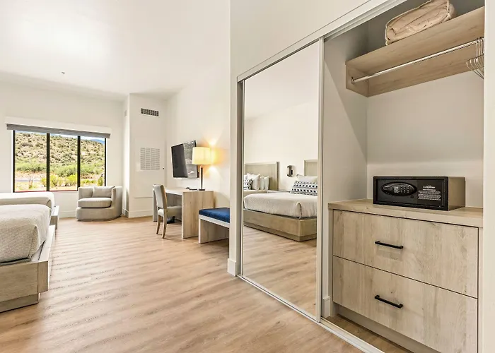 Hotel Taawaki Clarkdale